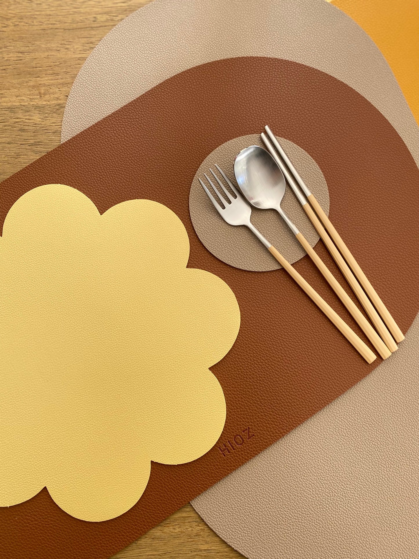 Hioz waterproof flower Table Mat